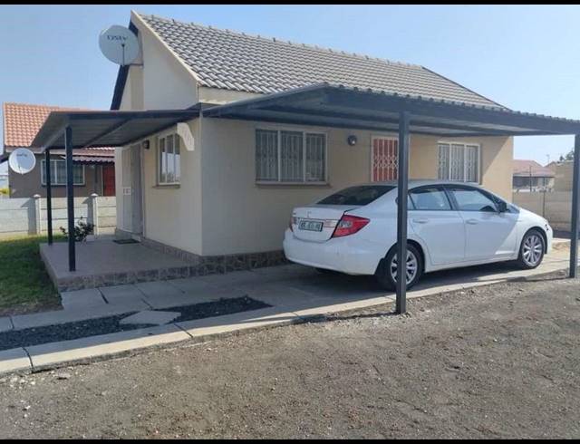 2 BEDROOM HOUSE FOR SALE IN FREEDOM PARK A